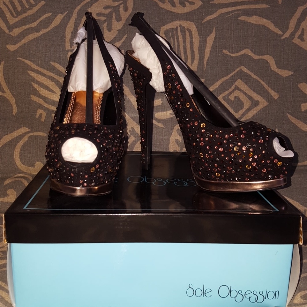 Sole Obsession sling back heels, Size 9